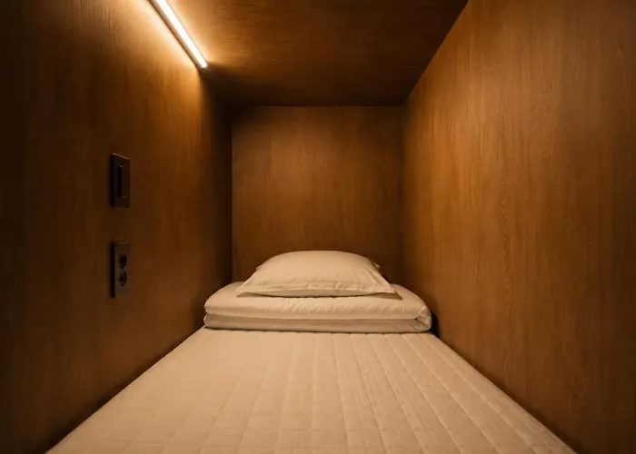 Hotel cápsula Lazy Cube